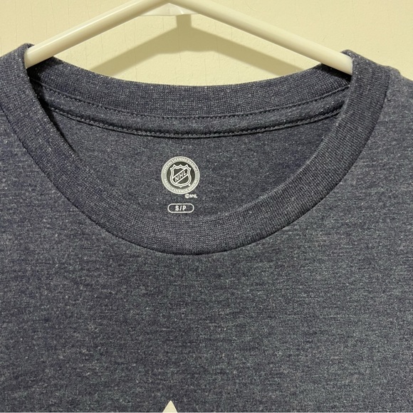 3/$20 ✨ NHL Toronto Maple Leafs Salt and Pepper Blue T-Shirt - Picture 5 of 5